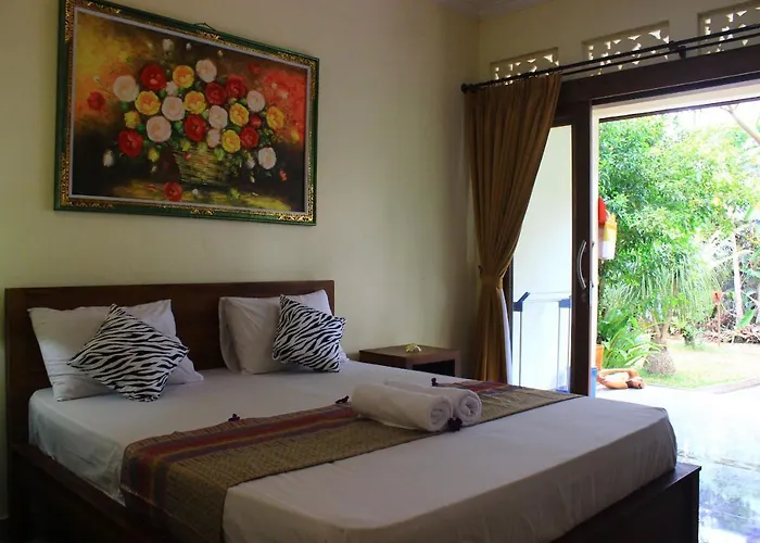 Nyoman Bed & Breakfast 3*